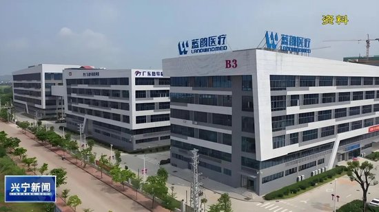 蓝帆医疗2025年预亏6.5亿-8.5亿 同步需补缴税款超1.69亿元