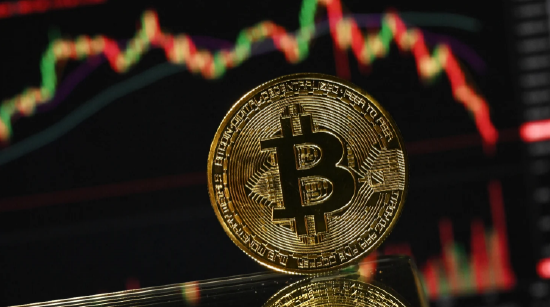 比特币重返70000美元上方 几乎收复周四全部失地