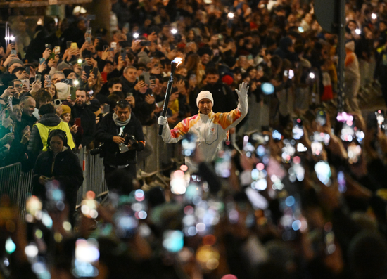 新华社出图丨这次是米兰冬奥会开幕式！每一张都是屏保