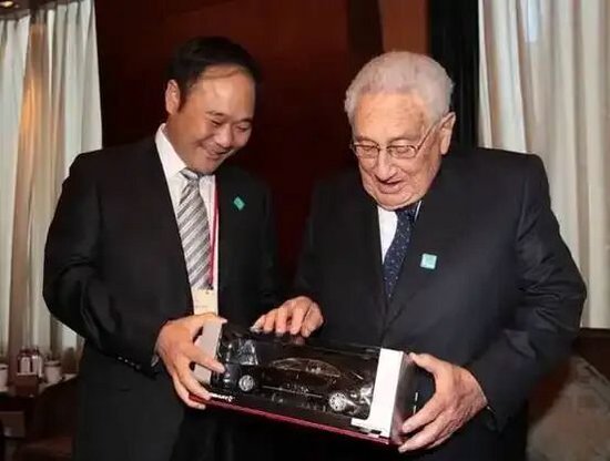 扮猪吃老虎  吉利不装了 ？