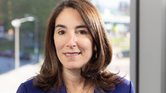 美联储哈玛克：利率或将在"相当长一段时间"维持不变，通胀仍过高