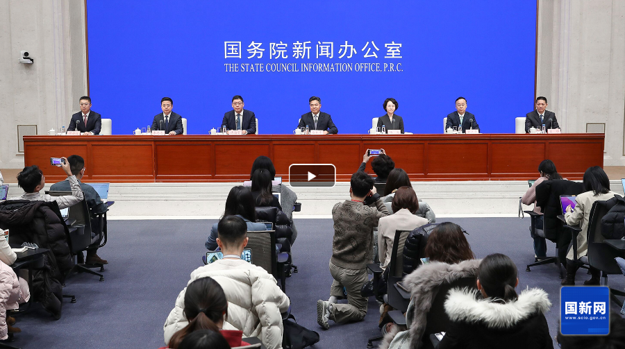 金融监管总局郭武平：鼓励金融机构加大消费领域资源投入