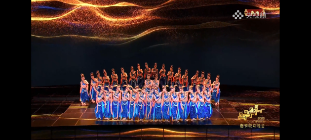 央视首次用手机直播春晚主舞台!揭秘华为Mate 80系列如何通过广电级大考