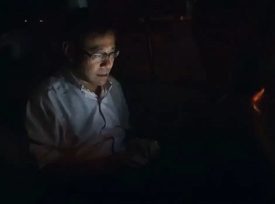 吴晓波：“狗娘养的”张和平