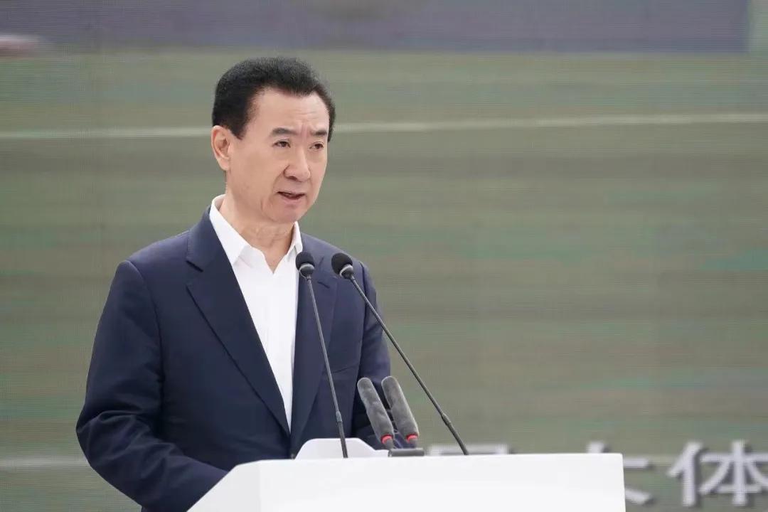 260亿万达电影，女掌门绝地翻盘