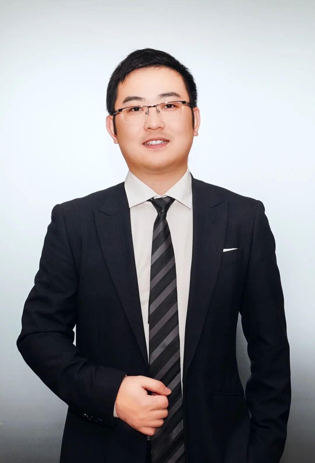 市场充满太多“非共识”机遇!汇丰晋信基金郑小兵:做一名“安静”的泛周期猎手,重点看好航空板块