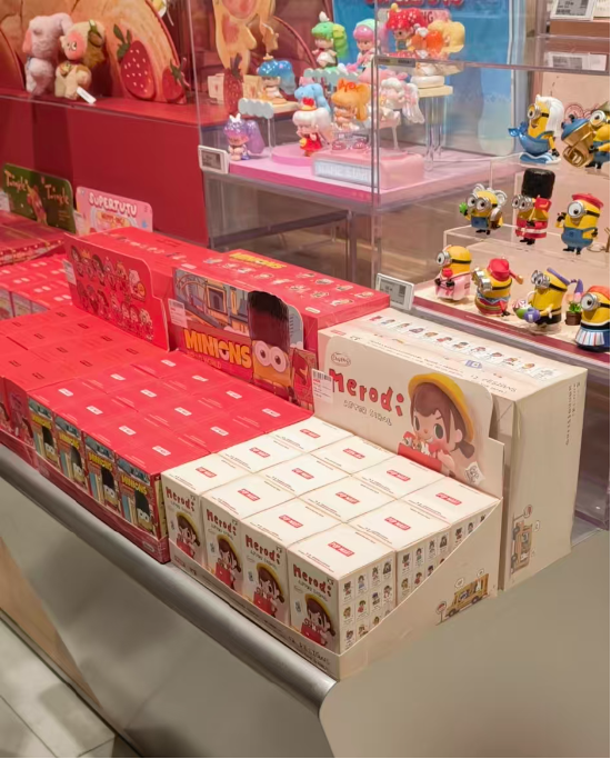 黄牛撤退，粉丝沉默！泡泡玛特开年首款IP上市即“遇冷”，什么原因？