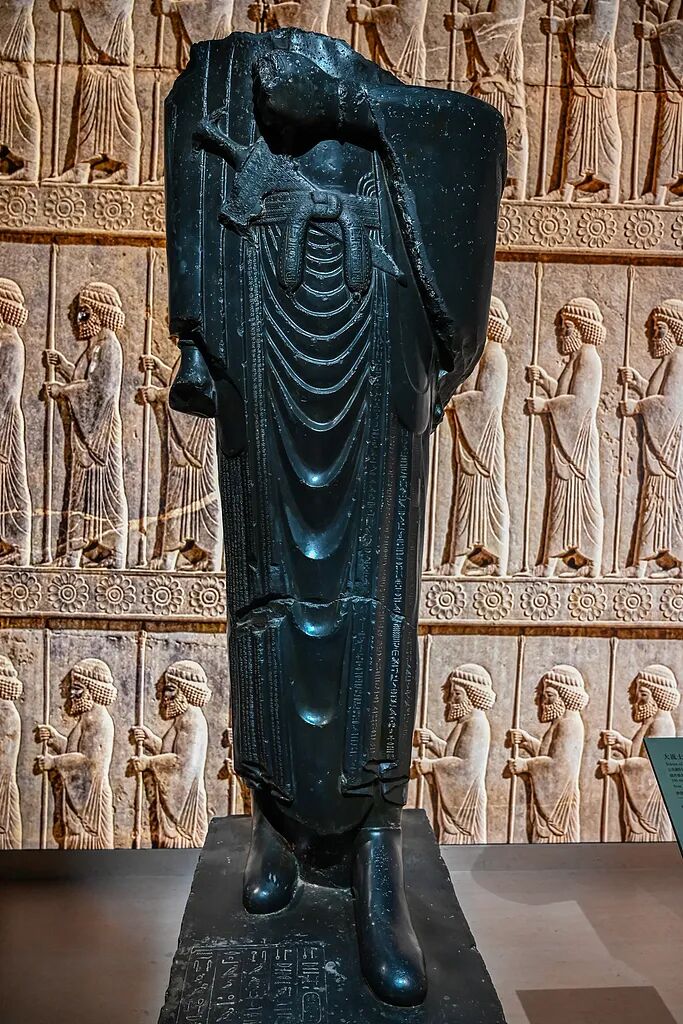 中东多国关闭重要博物馆，转移国宝文物