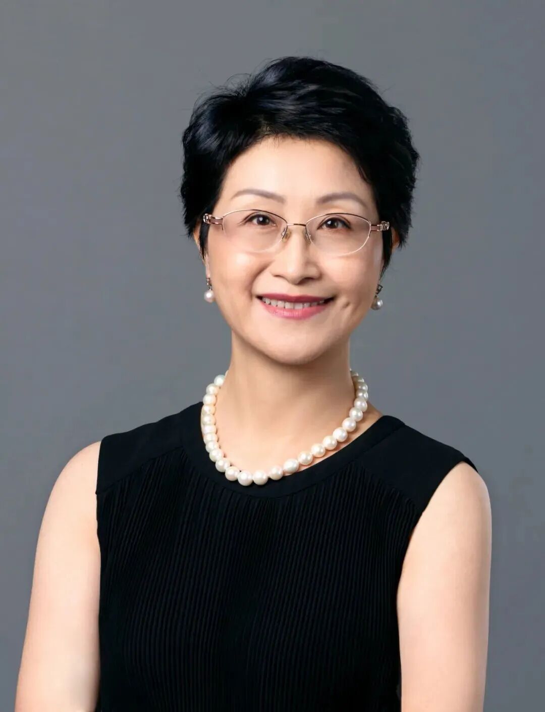 福特中国官宣！杨美虹本月底退休，李方方接任