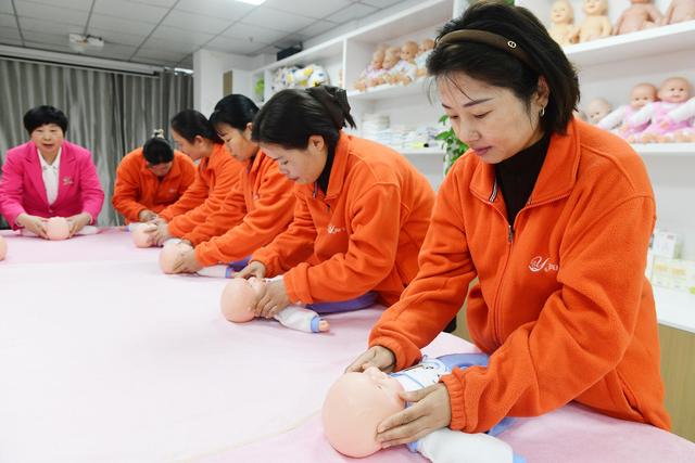 对话全国人大代表、58同城董事长兼CEO姚劲波:公司招聘所有员工都要考核AI能力