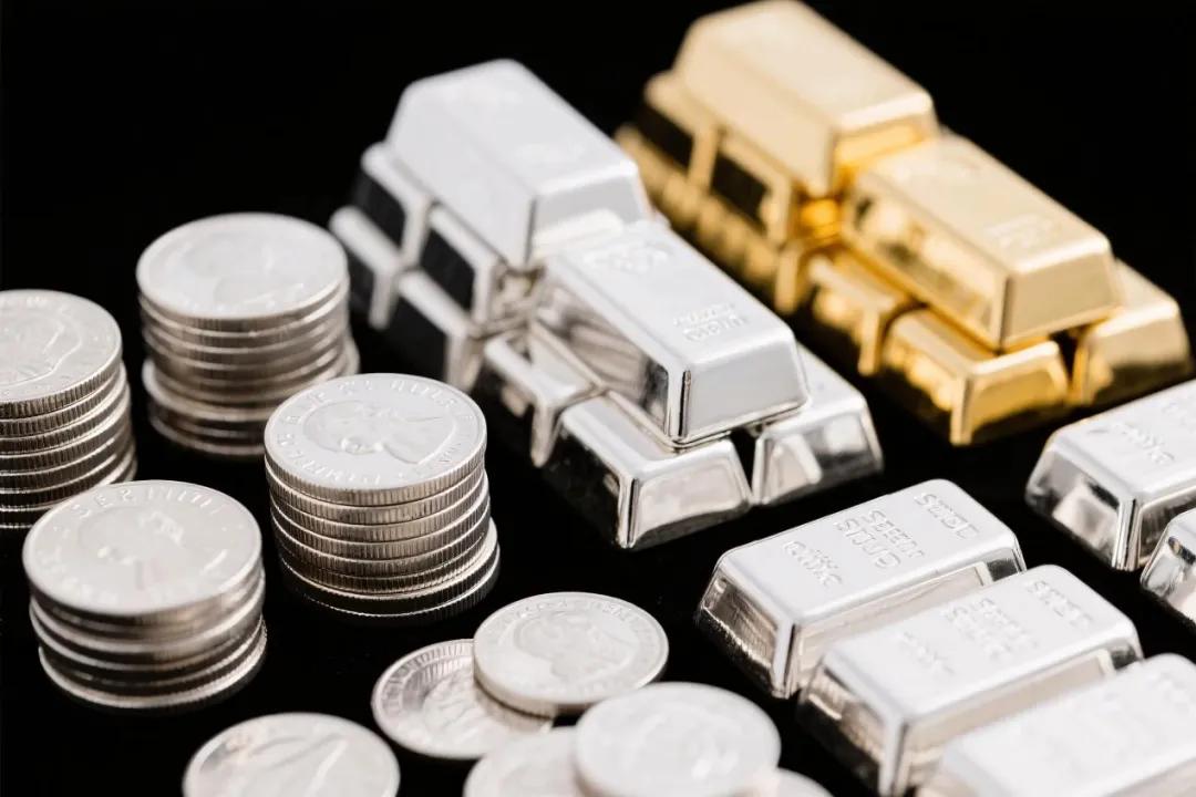 聚集金融315:信用卡、网贷、保险、炒银、荐股套路全拆解