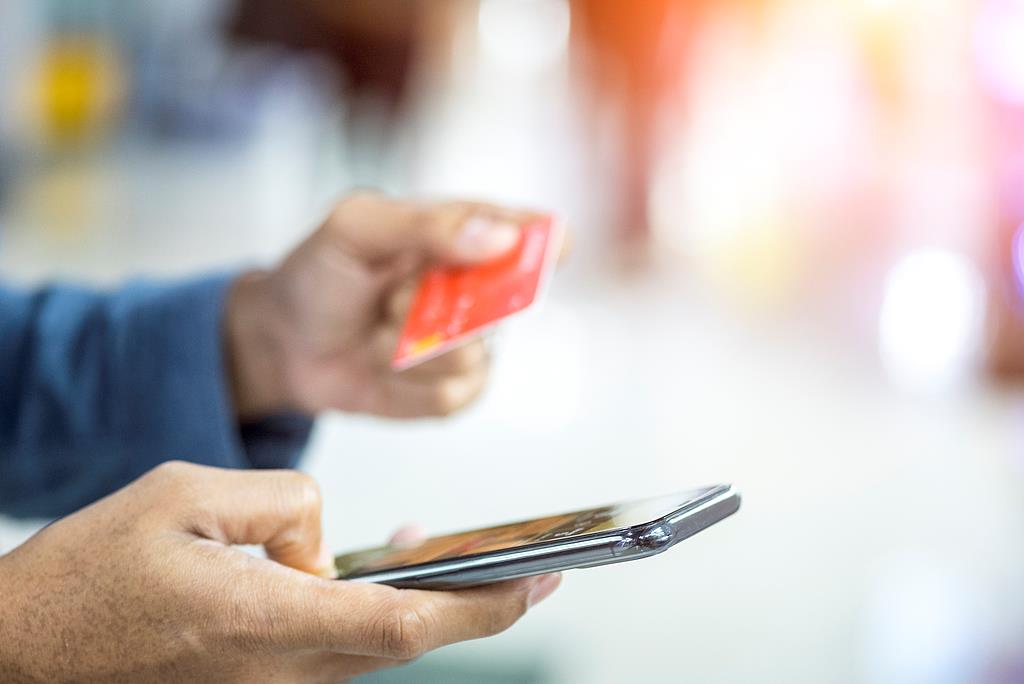 警惕!“租机套现”背后暗藏非法放贷 有案例年利率高达1155%