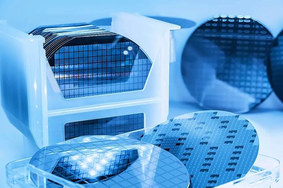 鑫华科技携“马年首单”光环闯关科创板，财务风险频预警？