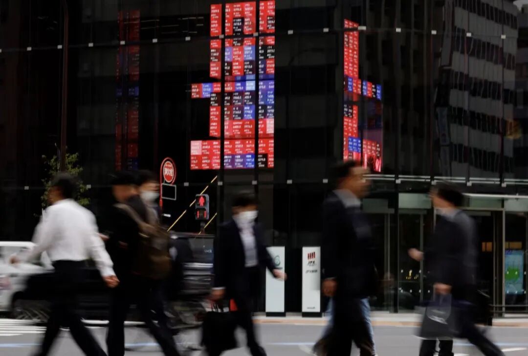 日元再临极限关口：历史级干预会不会重演？日本工资增长能否撑起2%通胀 美日USDJPY走势