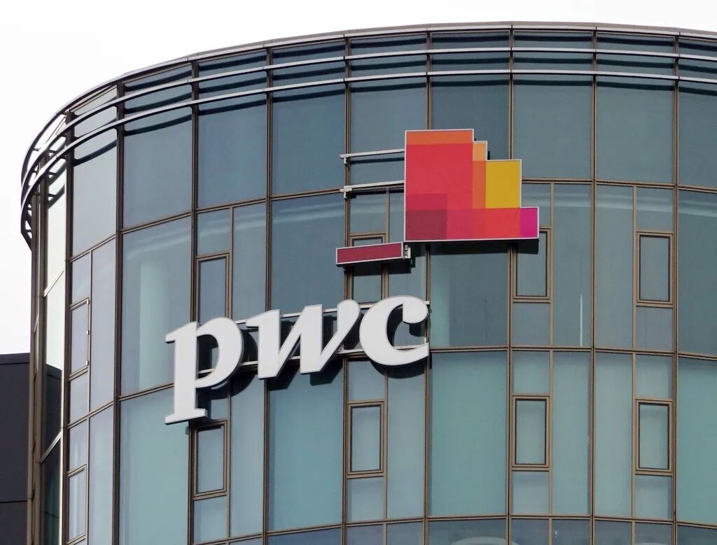 普华永道不干了：你身上有她的香水味