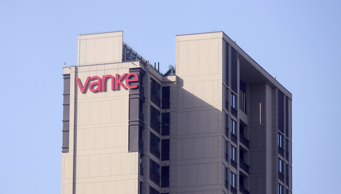 郁亮卸任万科法定代表人,黄力平接任