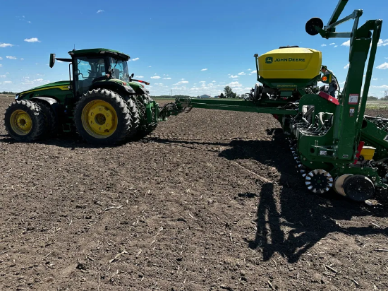 伊朗冲突推高化肥价格，美国农民再遭重创