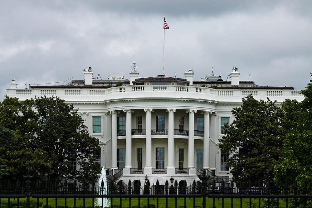 美政府考虑伊朗议长作为潜在谈判对象