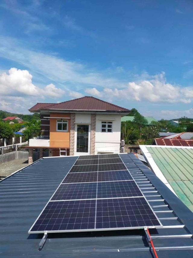 “能源紧急状态”下的菲律宾人:电费上涨、出行减少、商业扩张被推迟