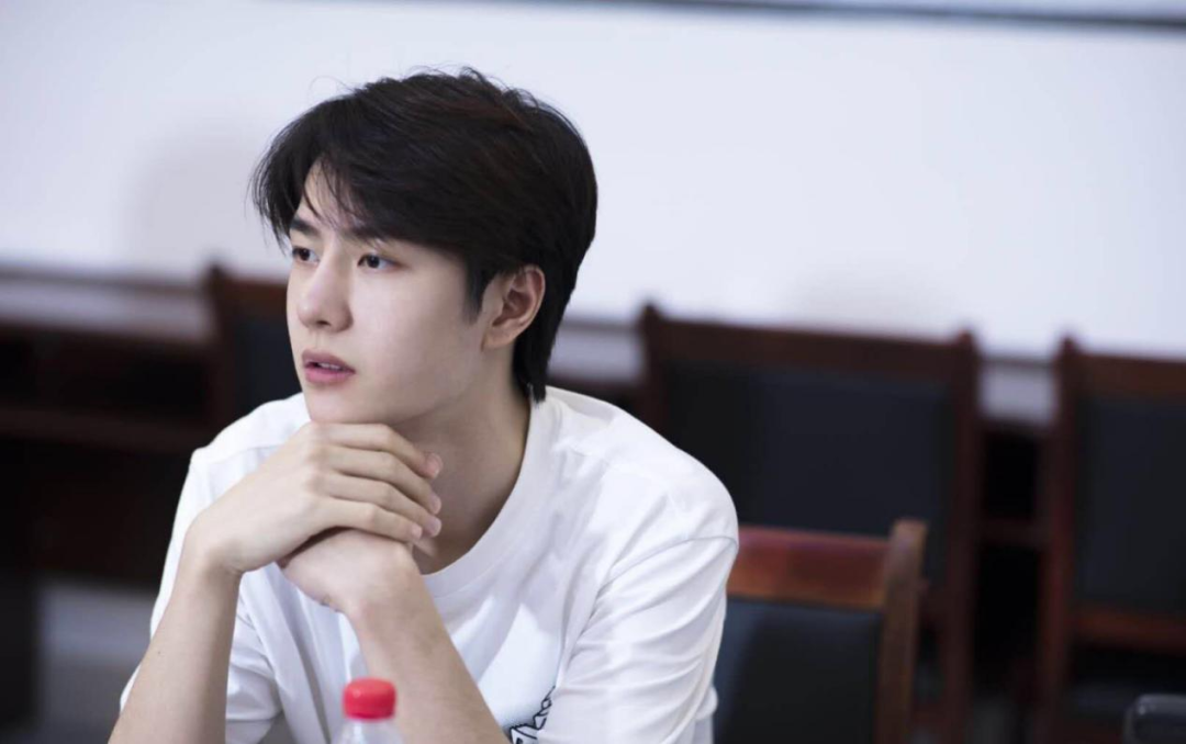 2100多万留下王一博,乐华娱乐值得么?