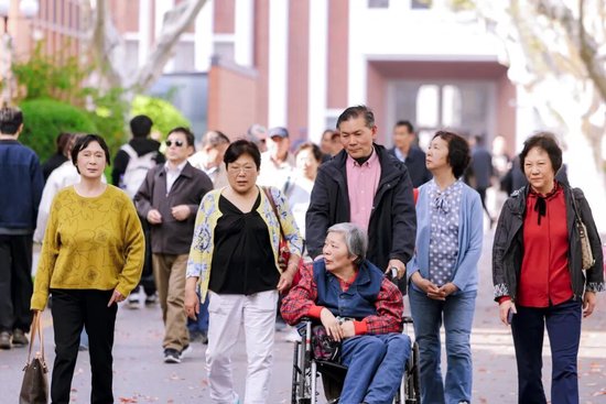 上海交通大学校友代表陈光明:校训精神已深入骨髓