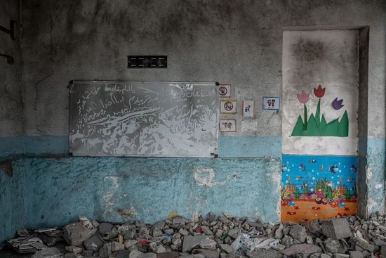 特朗普夫人：开战是为了伊朗儿童的未来“平安无忧”！伊方披露：已有763所学校因袭击被毁 超2000名儿童伤亡