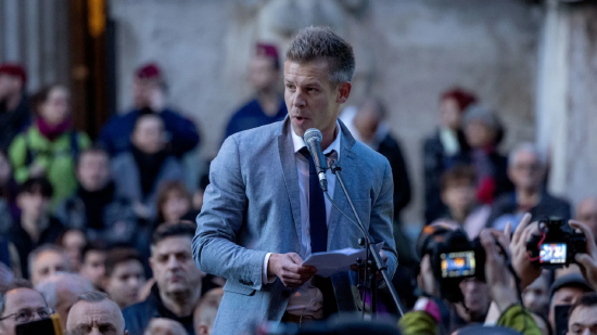 匈牙利大选前美国副总统万斯访匈,力挺欧尔班