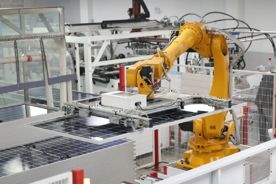 伊朗战争推动全球加大清洁能源采购