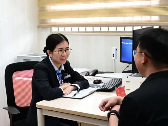 致敬劳动者！建行这些个人和集体获全国五一劳动奖