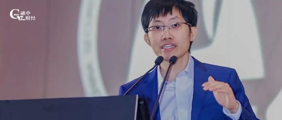 3000亿估值，国资和投资人都在等梁文锋点头